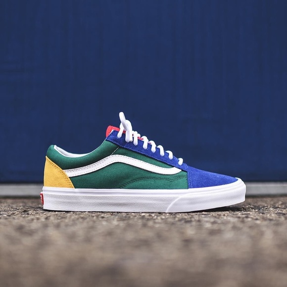 Vans Yacht Club Old Skool Shoes - Picture 2 of 3